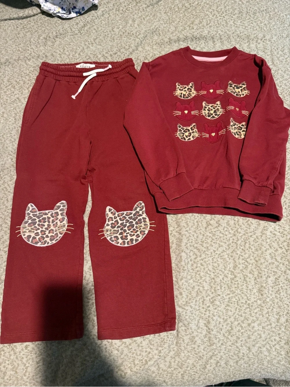 Boden Burgundy Kids Sweatshirt & Joggers Set with Leopard Cat Patches